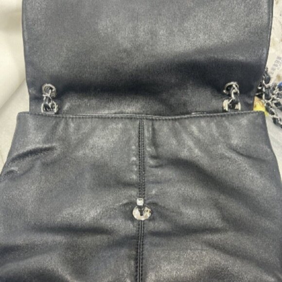 Chanel Lambskin Quilted Large Trianon Messenger Flap black - Picture 13 of 16